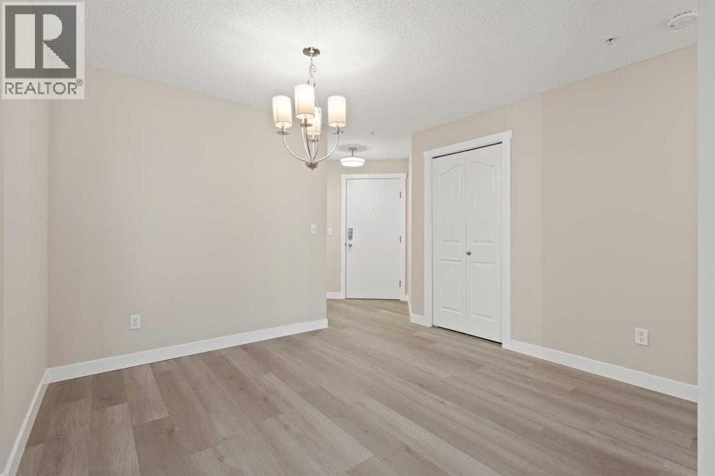 4222, 60 Panatella Street NW property photo 14