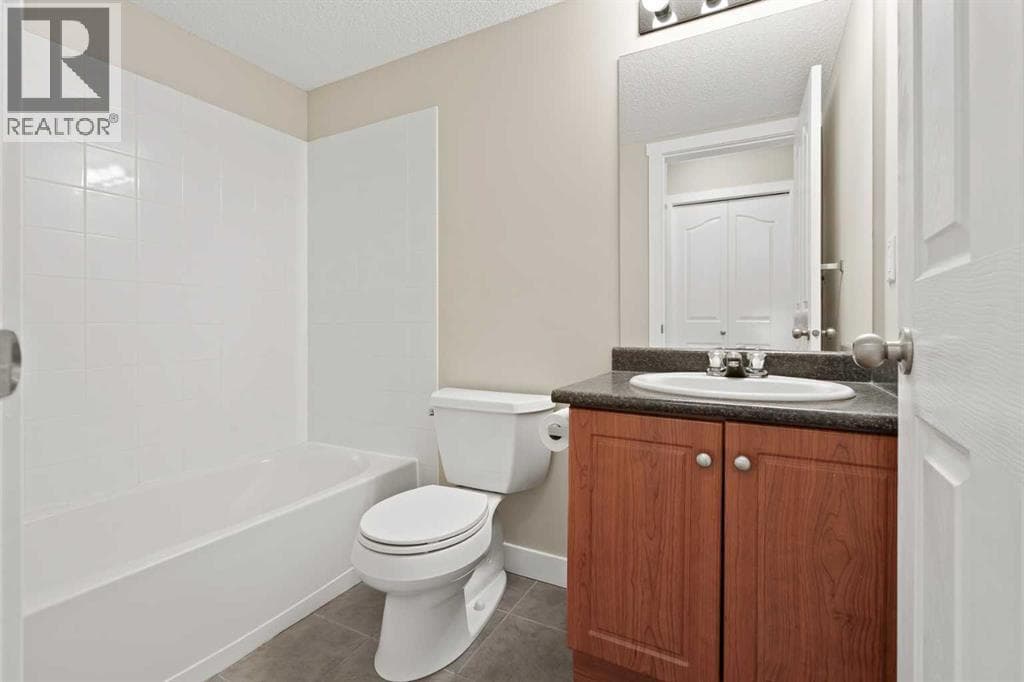 4222, 60 Panatella Street NW property photo 30
