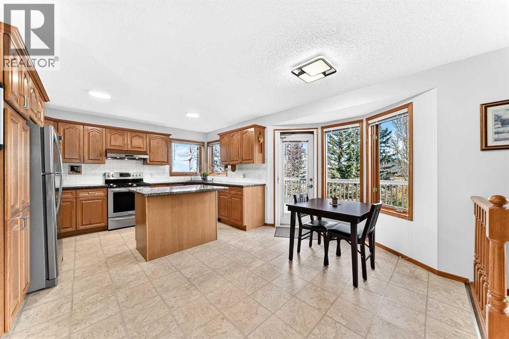 127 Edgebrook Circle NW property photo 12