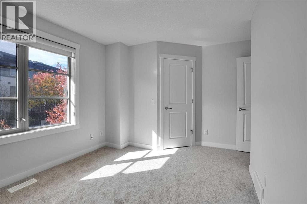 37 Aspen Hills Common SW property photo 27