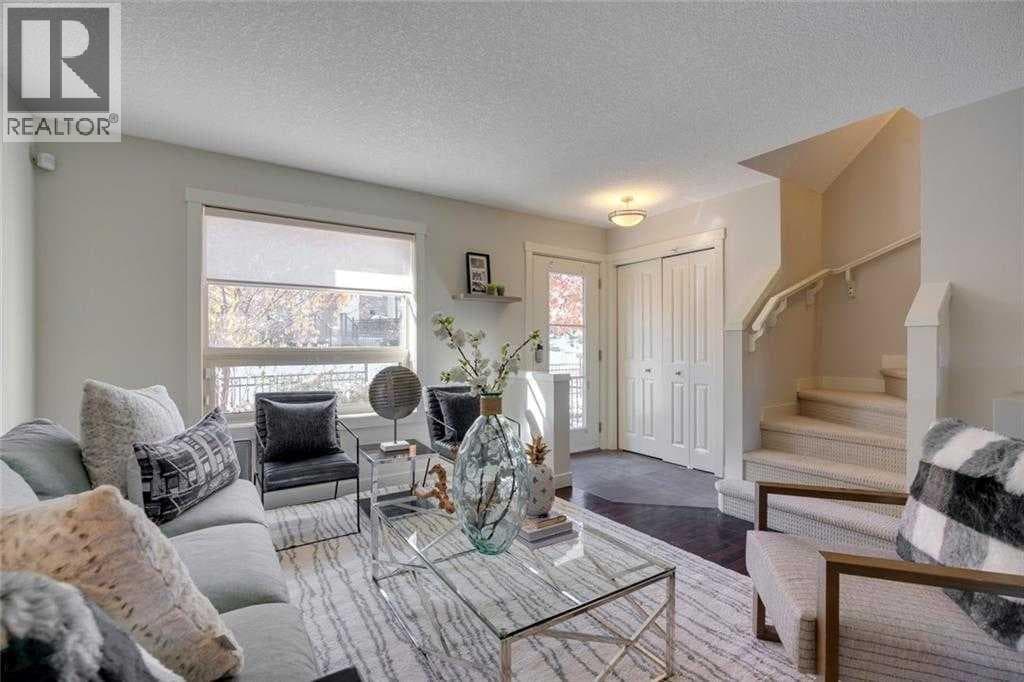 37 Aspen Hills Common SW property photo 6
