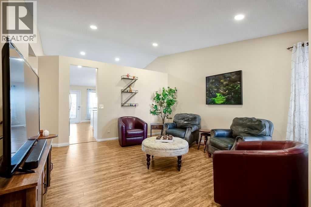 46 Harvest Grove Green NE property photo 5