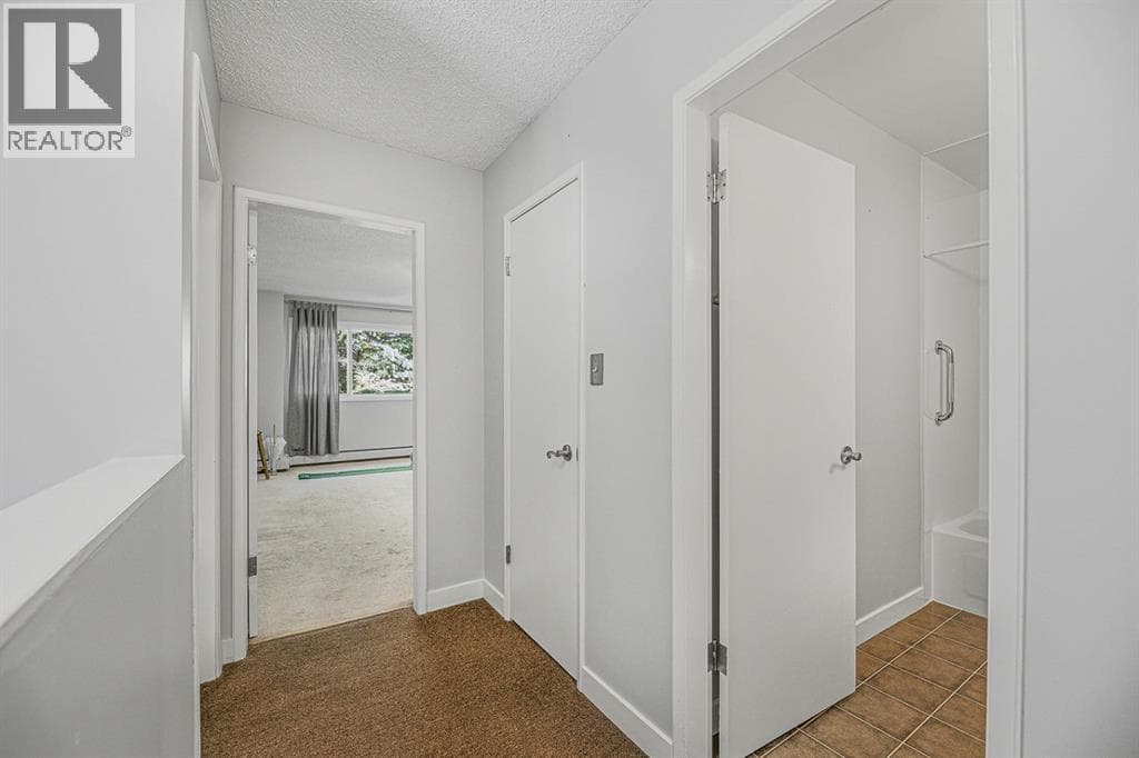 830, 3130 66 Avenue SW property photo 14