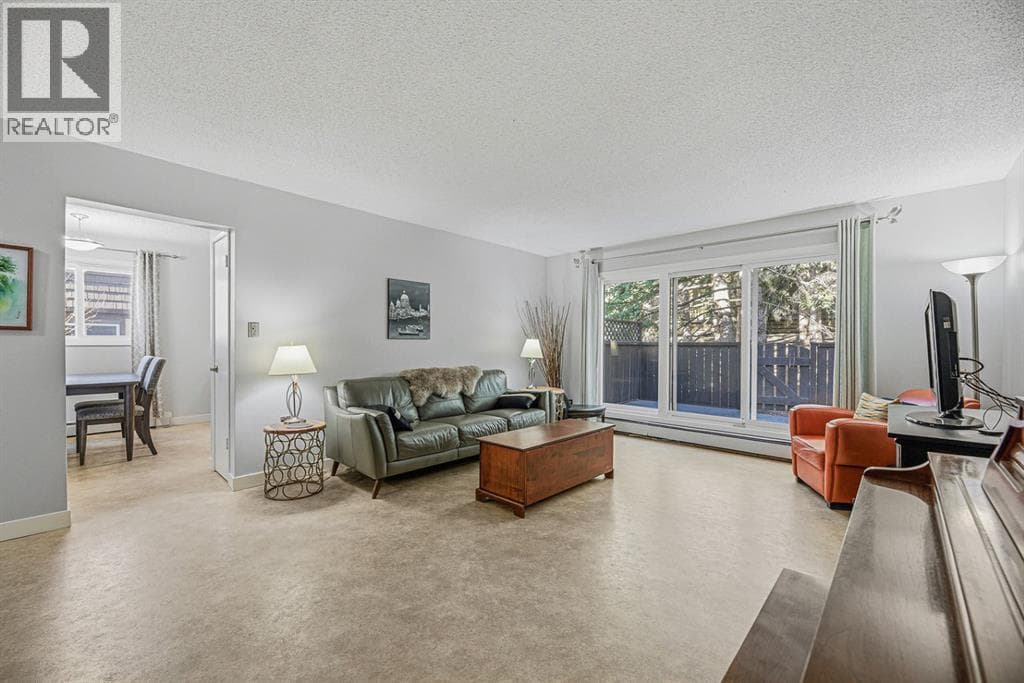 830, 3130 66 Avenue SW property photo 9