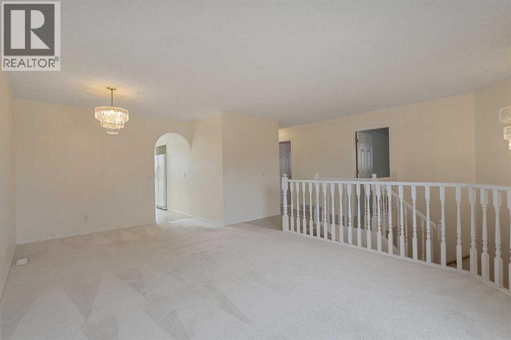 119 Hawkmount Close NW property photo 10
