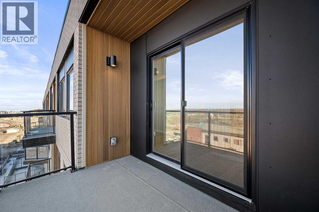601, 8230 Broadcast Avenue SW property photo 15