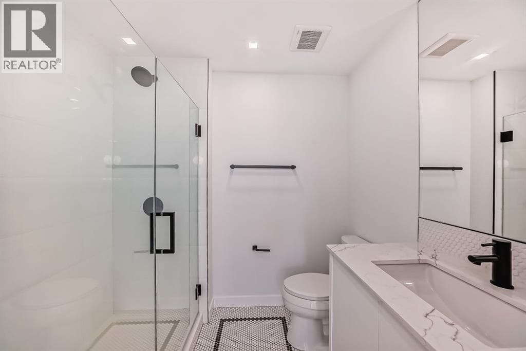 112, 8445 Broadcast Avenue SW property photo 20