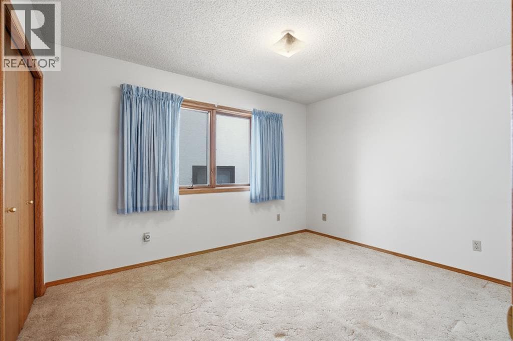 37 Edgeview Road NW property photo 24