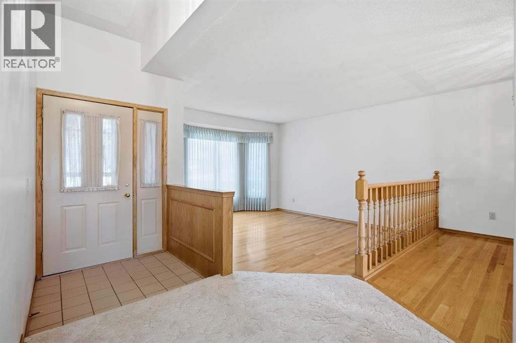 37 Edgeview Road NW property photo 5