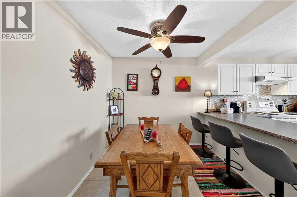 130 Woodmont Terrace SW property photo 9