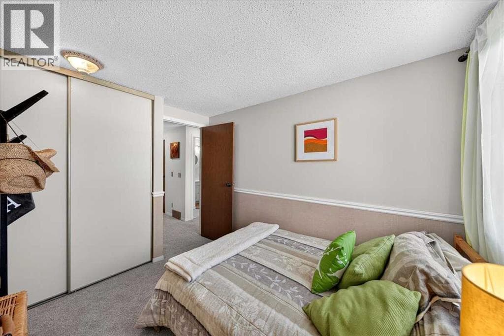 130 Woodmont Terrace SW property photo 25