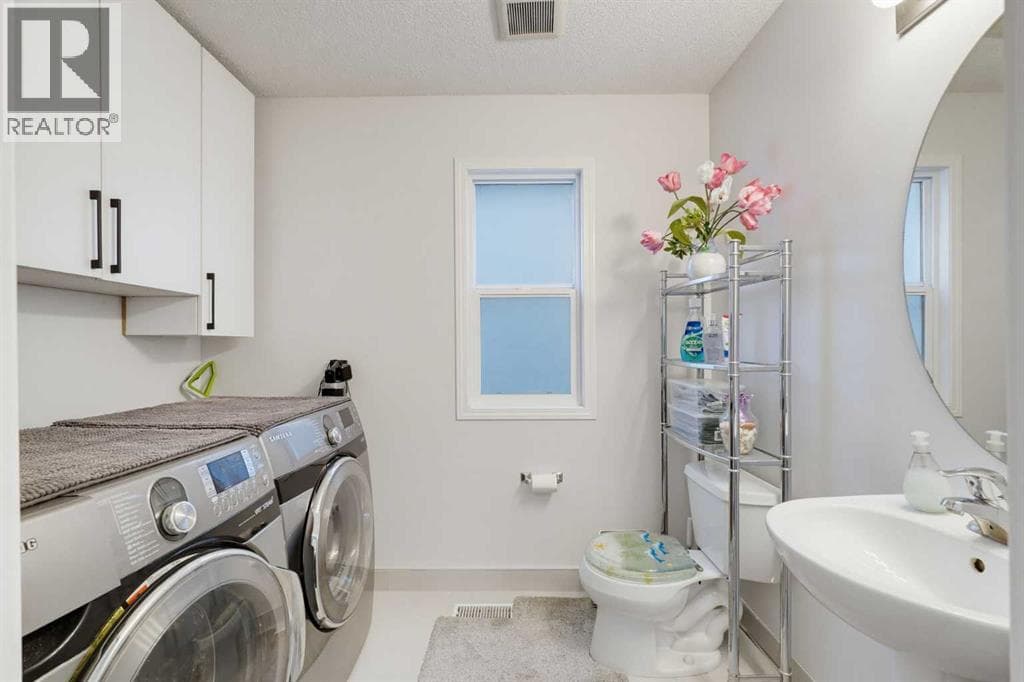 97 Panora Way NW property photo 12