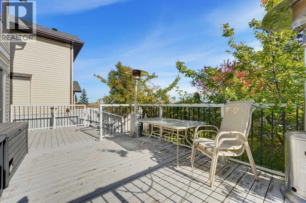 97 Panora Way NW property photo 28
