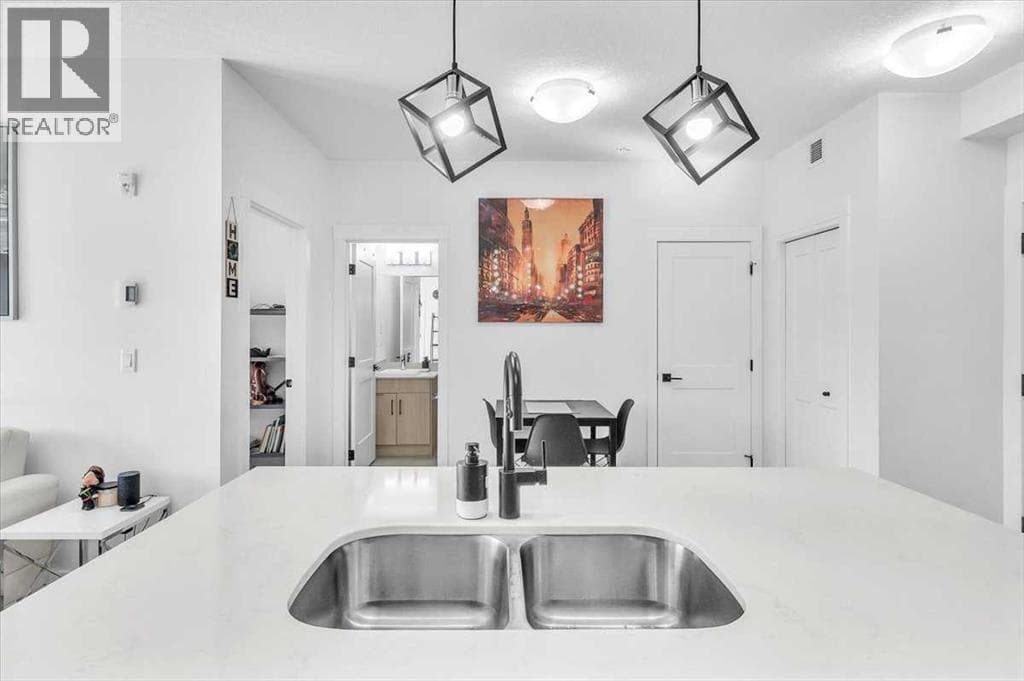 305, 30 Sage Hill Walk NW property photo 8