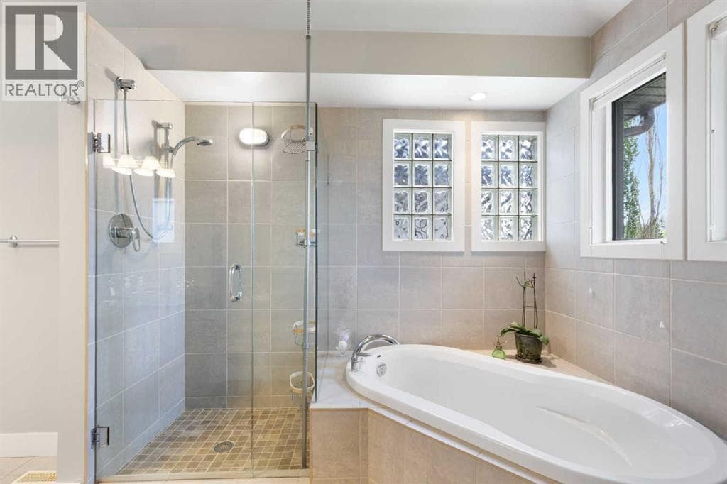 5012 20 Street SW property photo 25