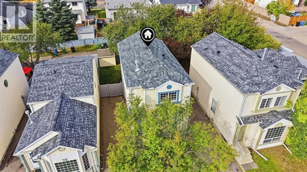 11 Coventry Lane NE property photo 2