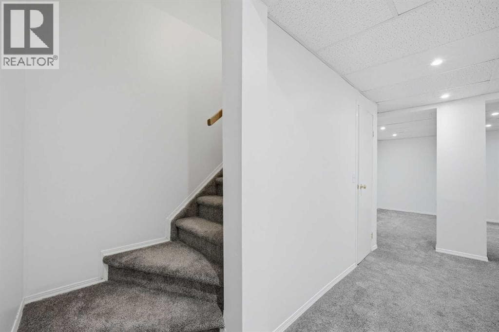 11 Coventry Lane NE property photo 28