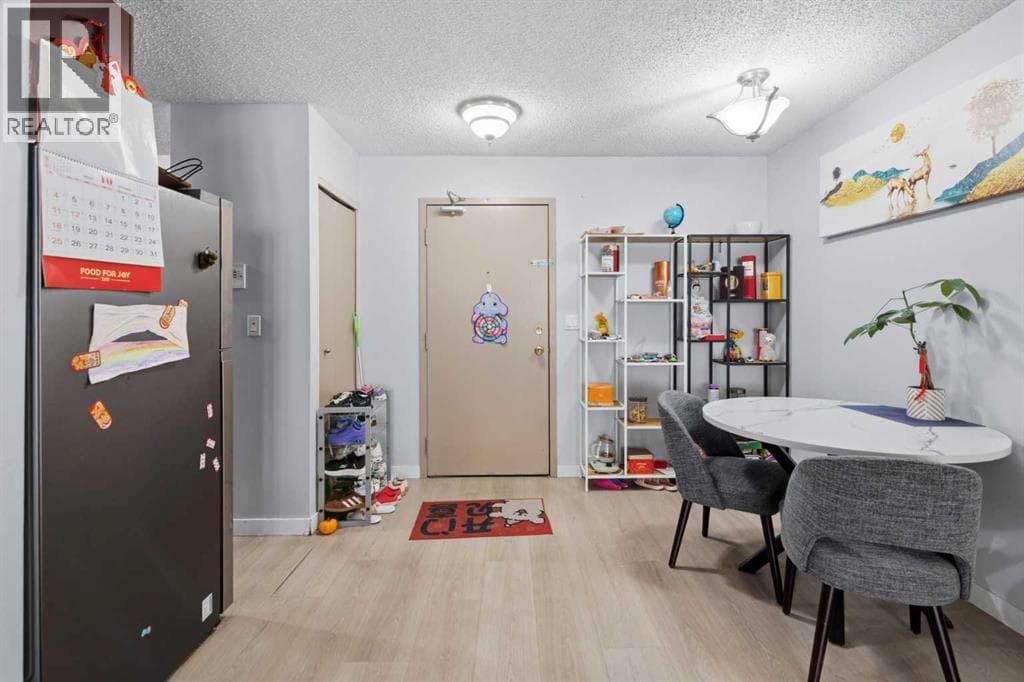 7, 3911 1 Street NE property photo 6