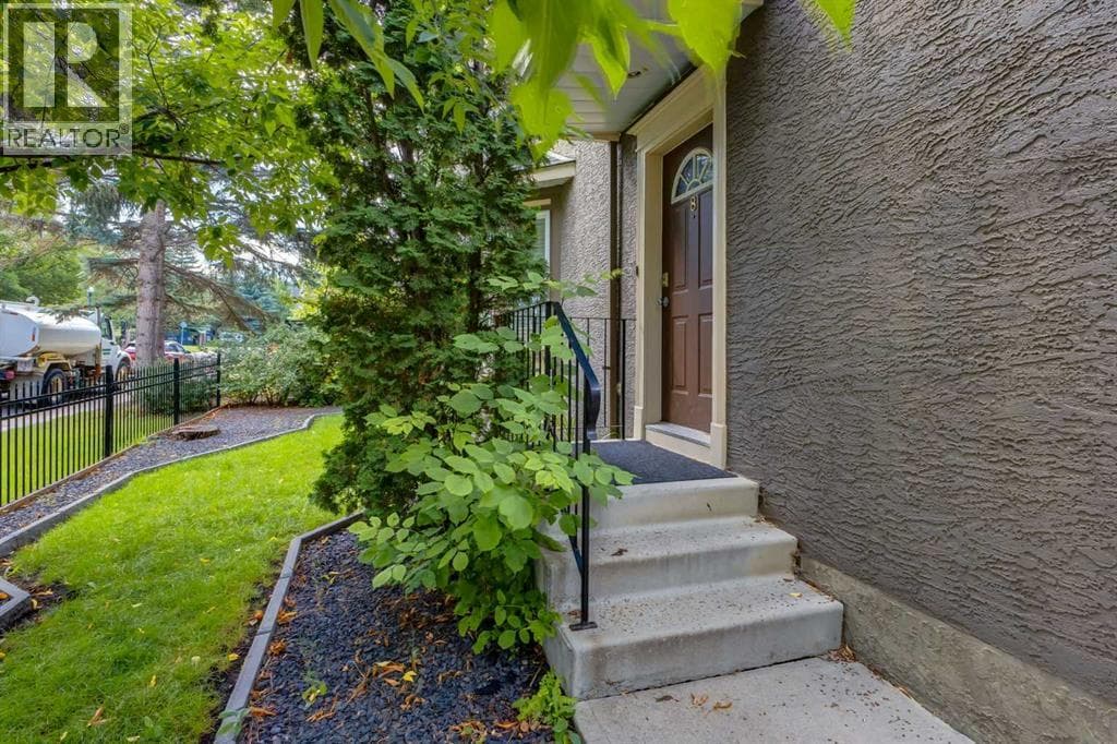 8, 2132 35 Avenue SW property photo 28