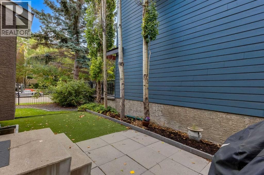 8, 2132 35 Avenue SW property photo 37