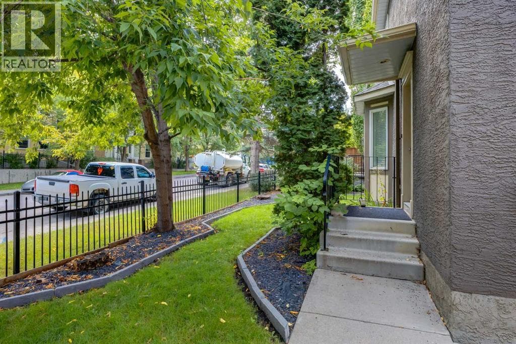 8, 2132 35 Avenue SW property photo 29