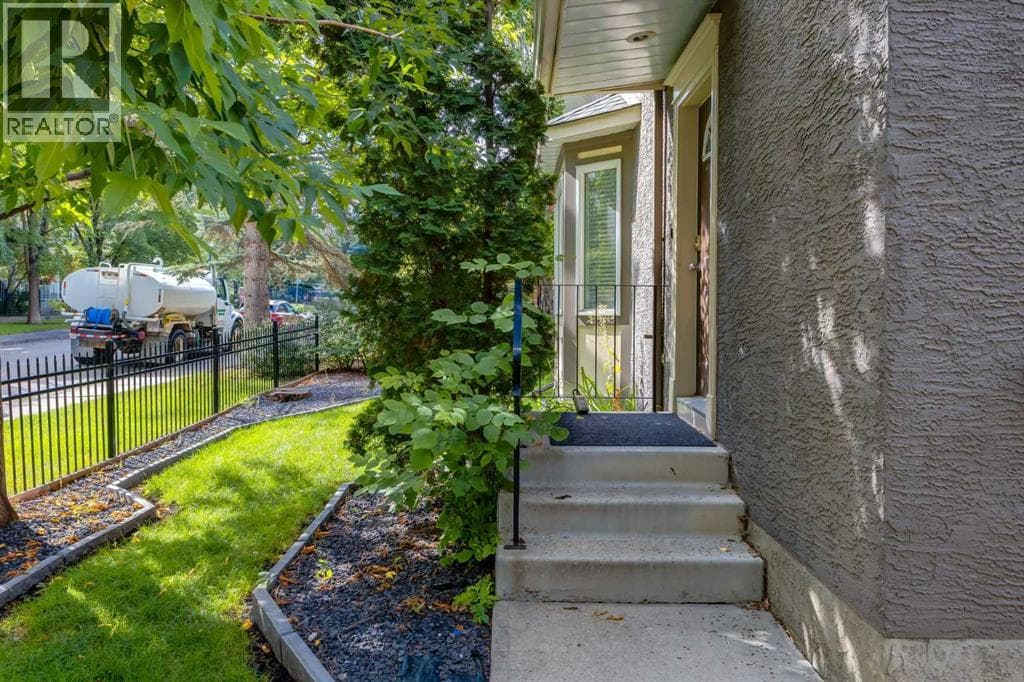 8, 2132 35 Avenue SW property photo 27