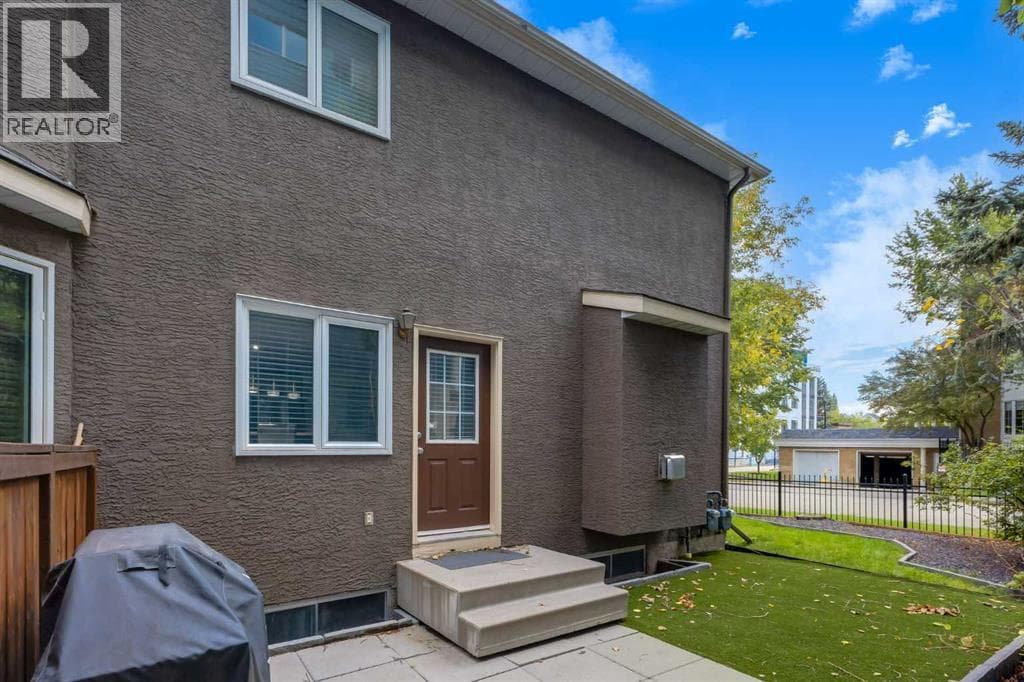8, 2132 35 Avenue SW property photo 35
