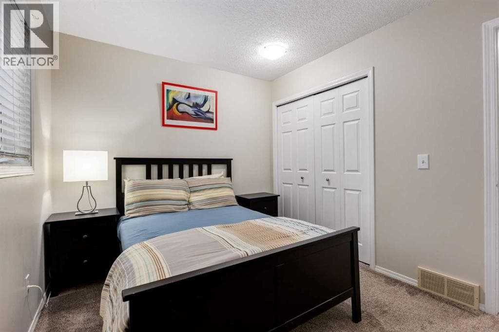 8, 2132 35 Avenue SW property photo 24