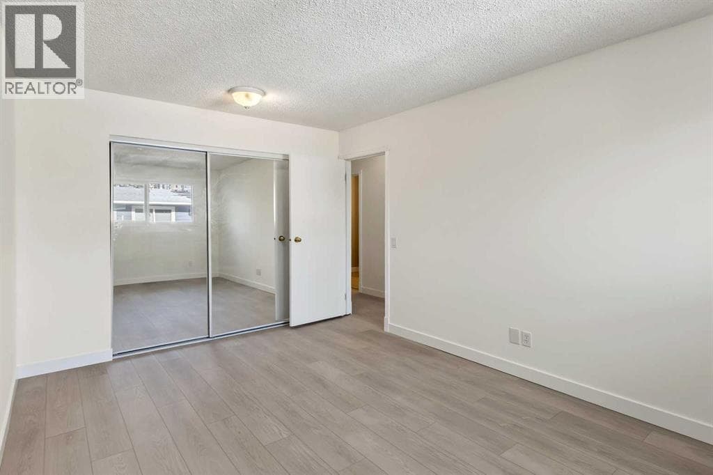 11, 5315 53 Avenue NW property photo 15