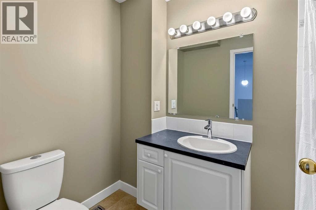 11, 5315 53 Avenue NW property photo 18