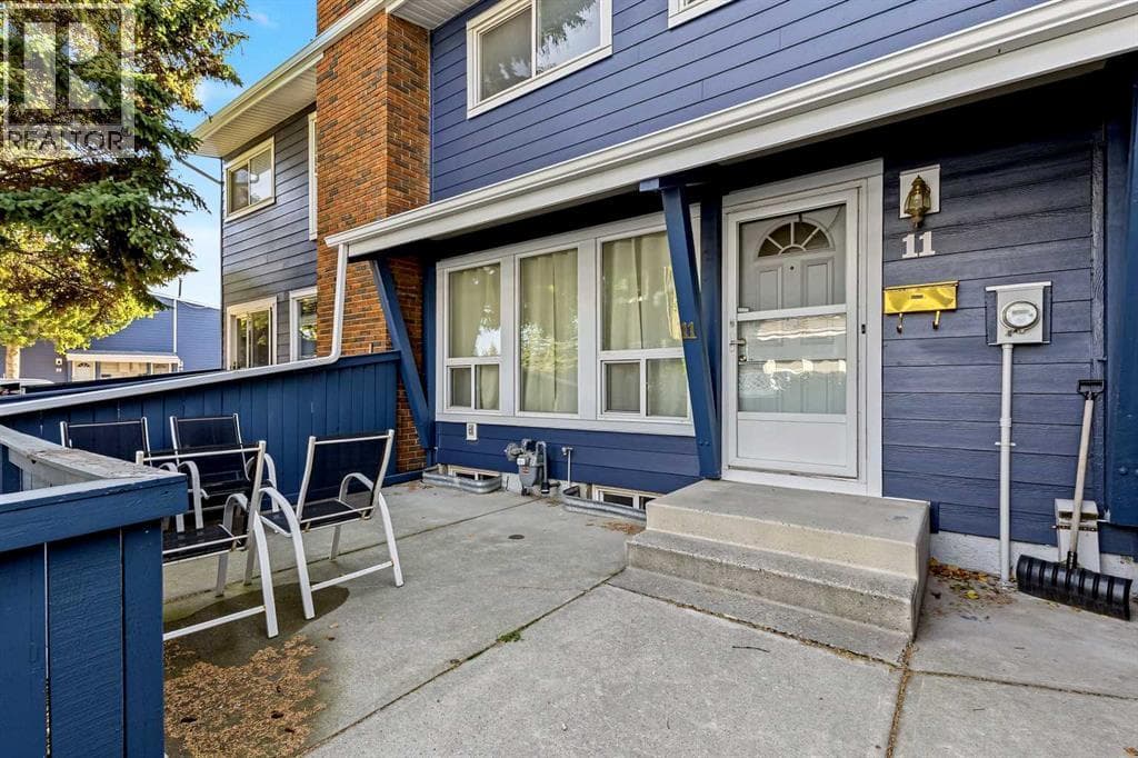 11, 5315 53 Avenue NW property photo 2