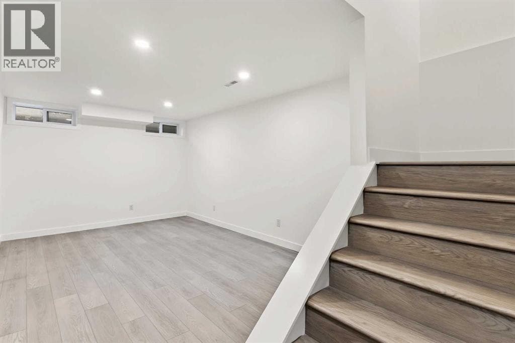 11, 5315 53 Avenue NW property photo 20