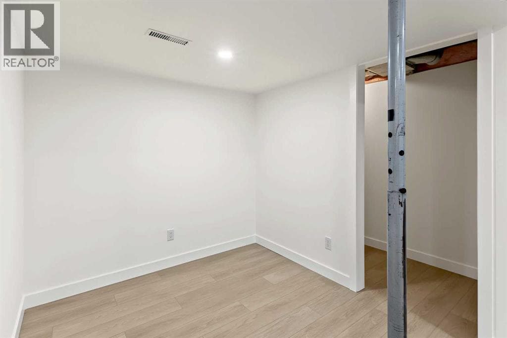 11, 5315 53 Avenue NW property photo 24
