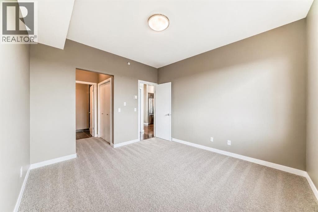 406, 4303 1 Street NE property photo 23