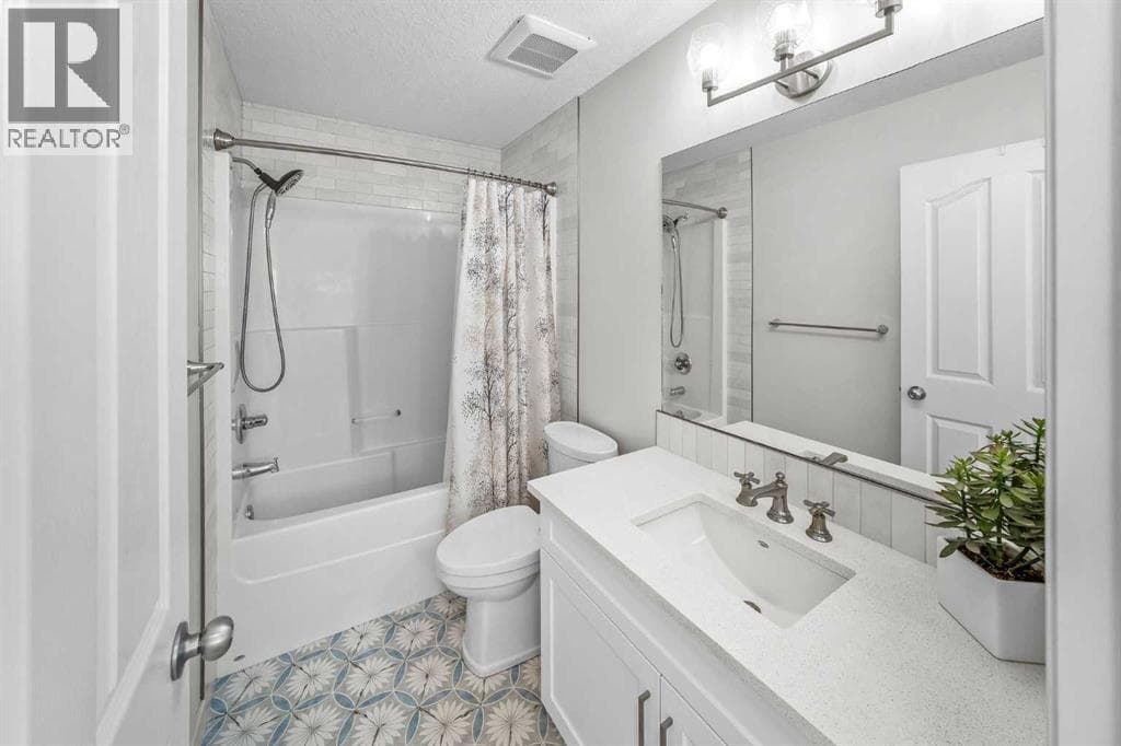 207 Copperpond Road SE property photo 27