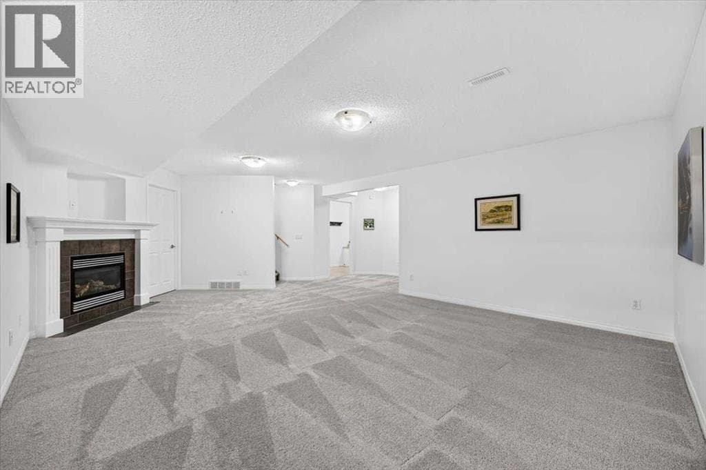 248 Springbank Villas SW property photo 23