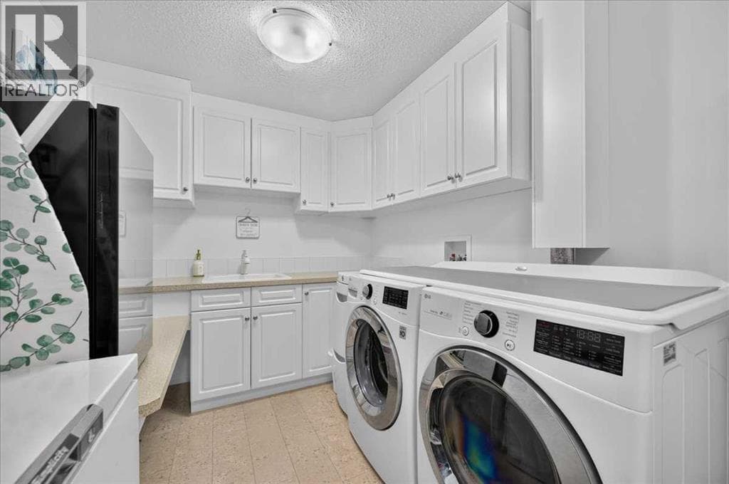 248 Springbank Villas SW property photo 26