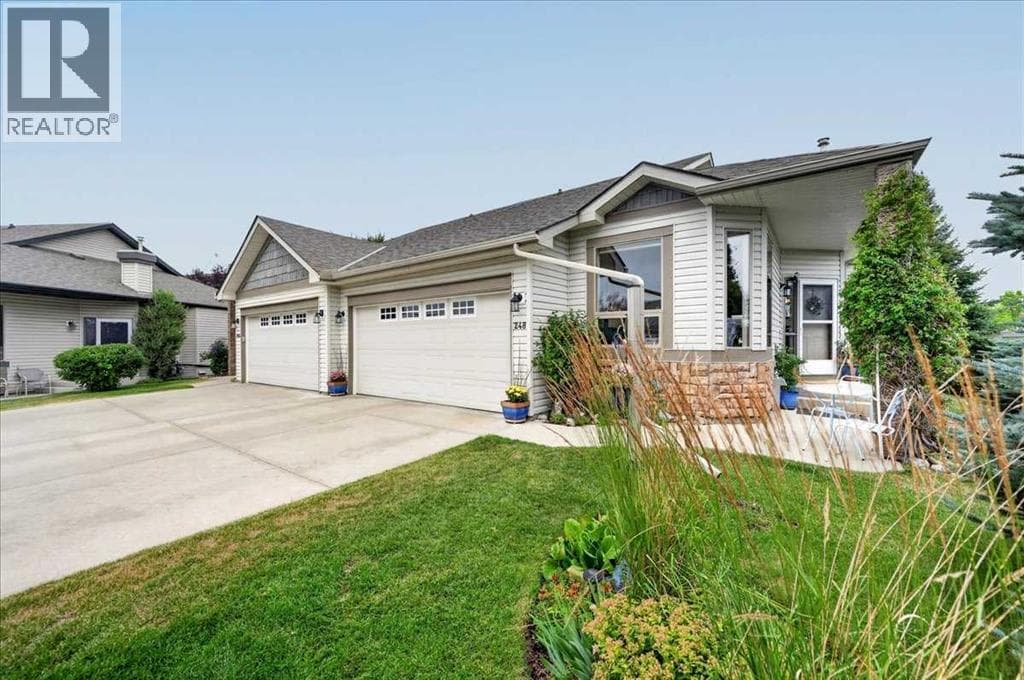 248 Springbank Villas SW property photo 34