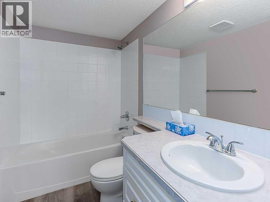 2102, 7451 Springbank Boulevard SW property photo 17