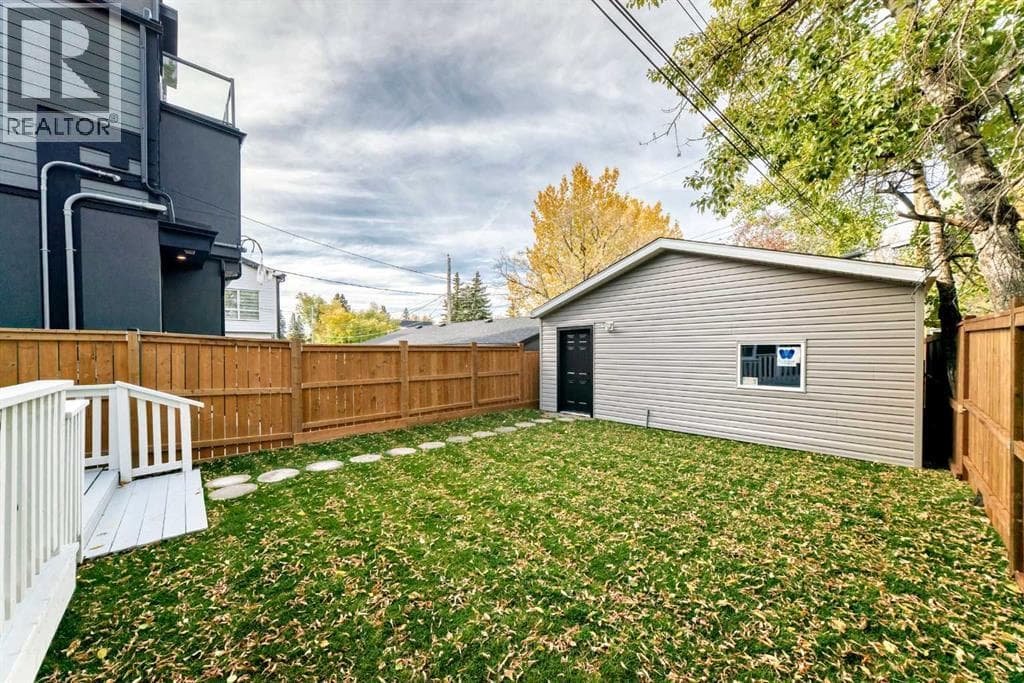 3715 14A Street SW property photo 41