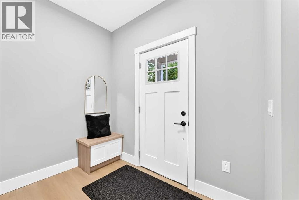 3715 14A Street SW property photo 3