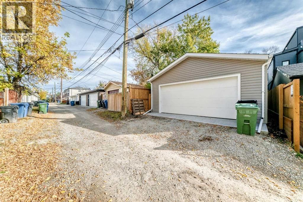 3715 14A Street SW property photo 43