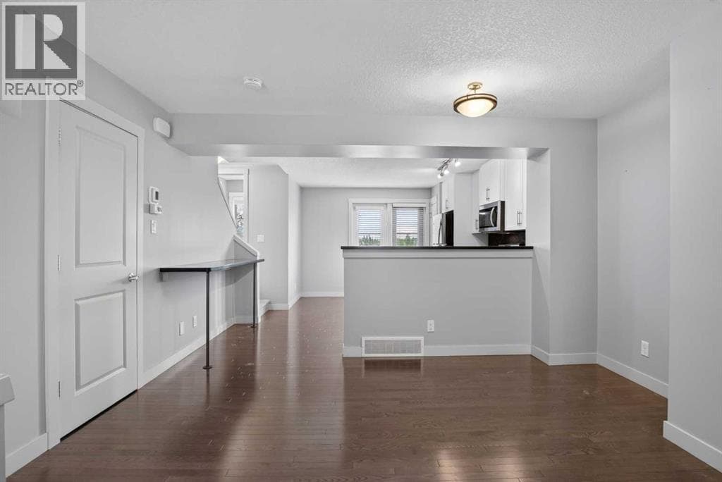 57 Aspen Hills Terrace SW property photo 8