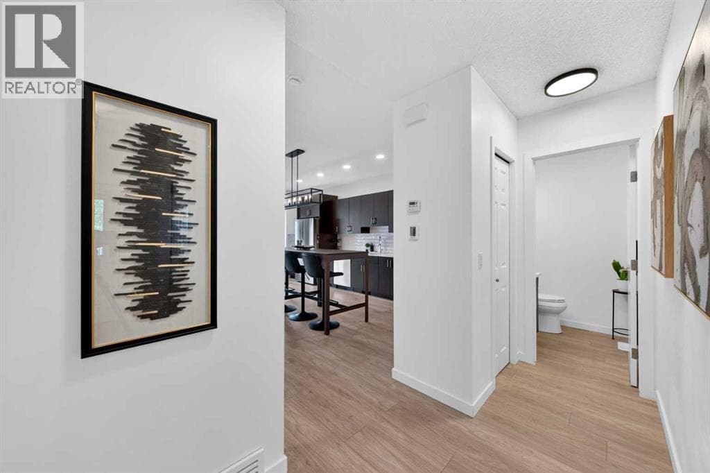 52 Evansborough Way NW property photo 6