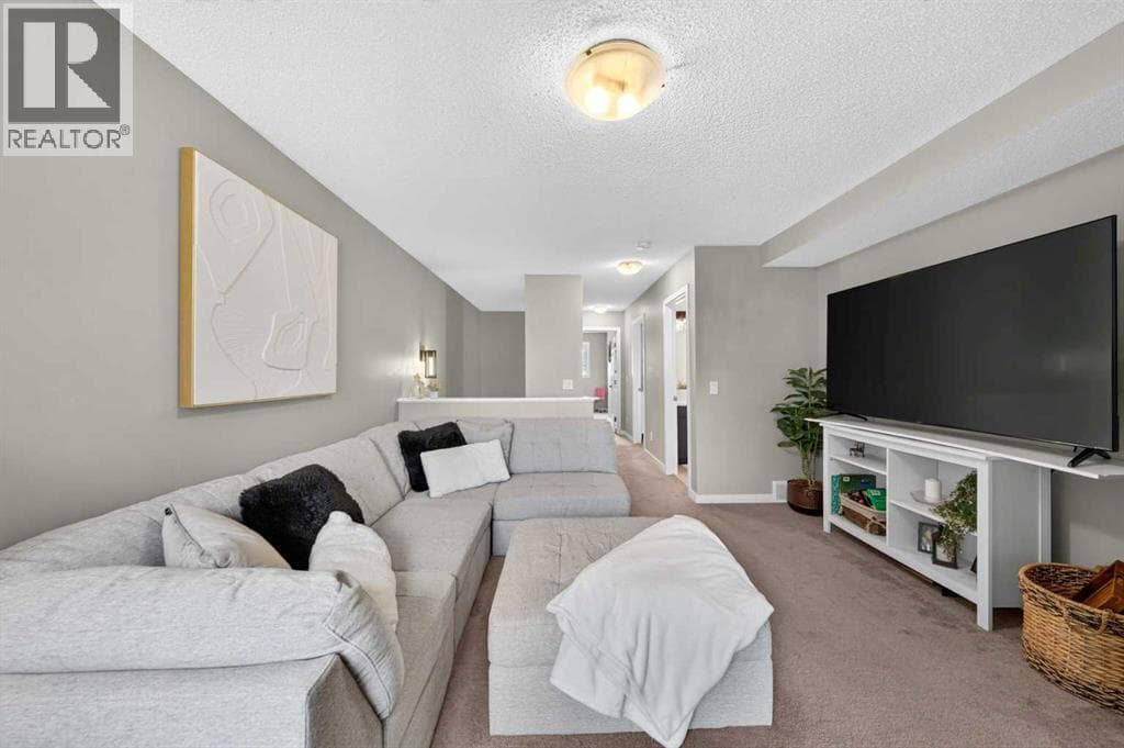 52 Evansborough Way NW property photo 23