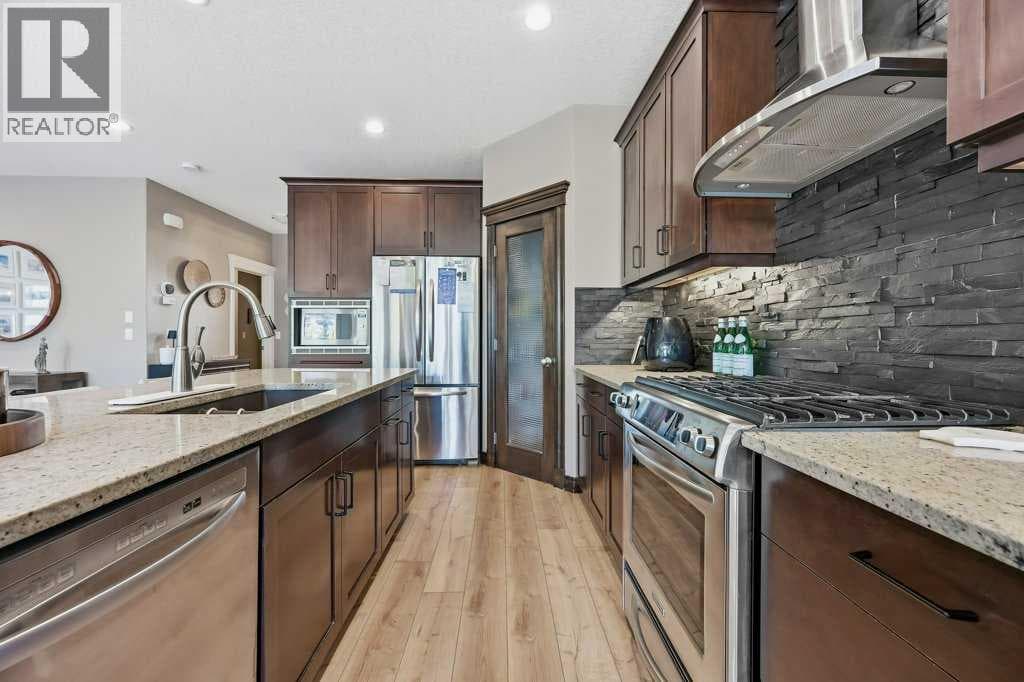 165 Aspenshire Crescent SW property photo 10