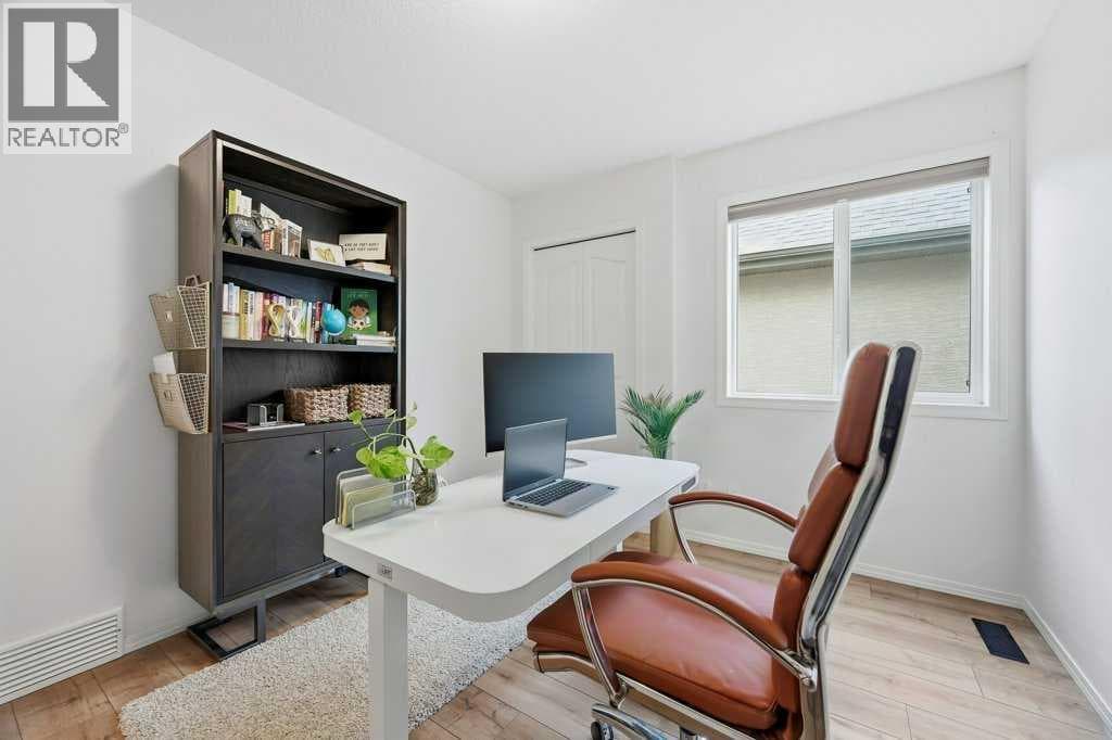 165 Aspenshire Crescent SW property photo 24