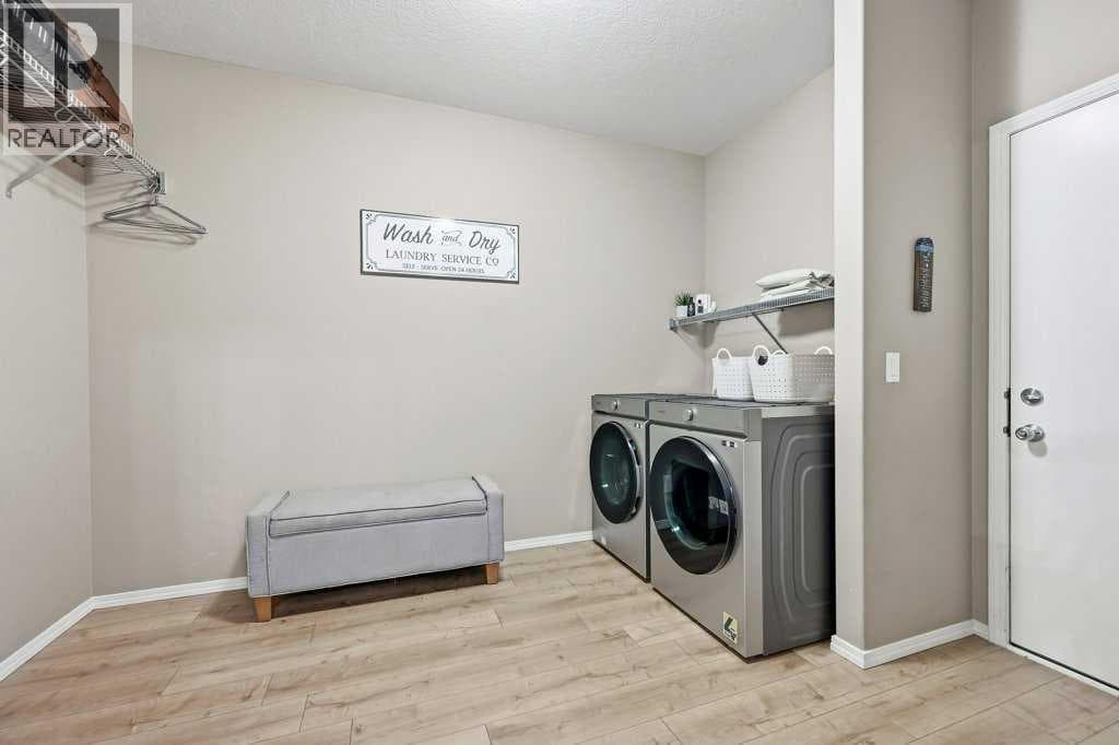 165 Aspenshire Crescent SW property photo 16