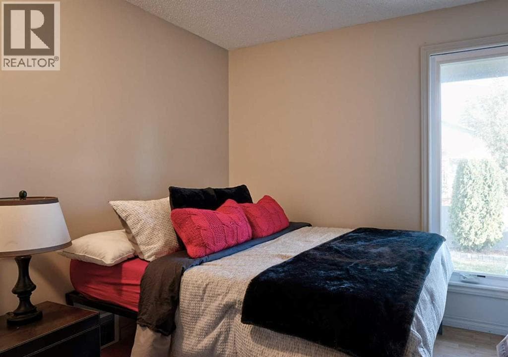 331 Woodbine Boulevard SW property photo 19