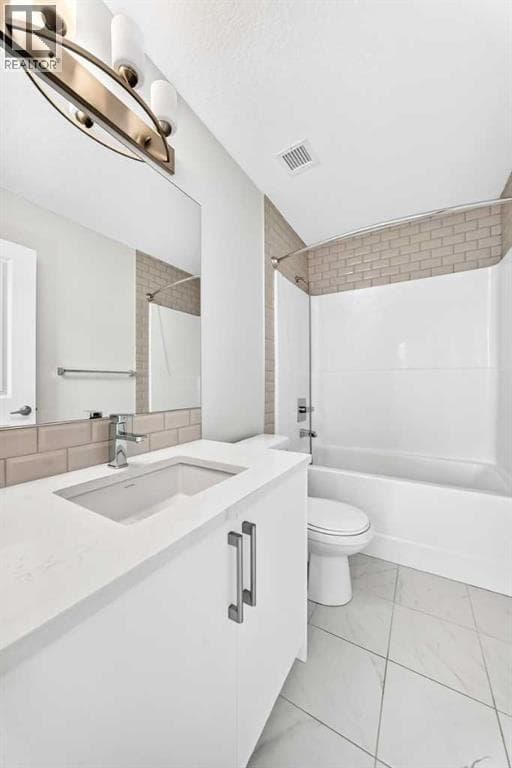 325, 360 Harvest Hills Way NE property photo 14